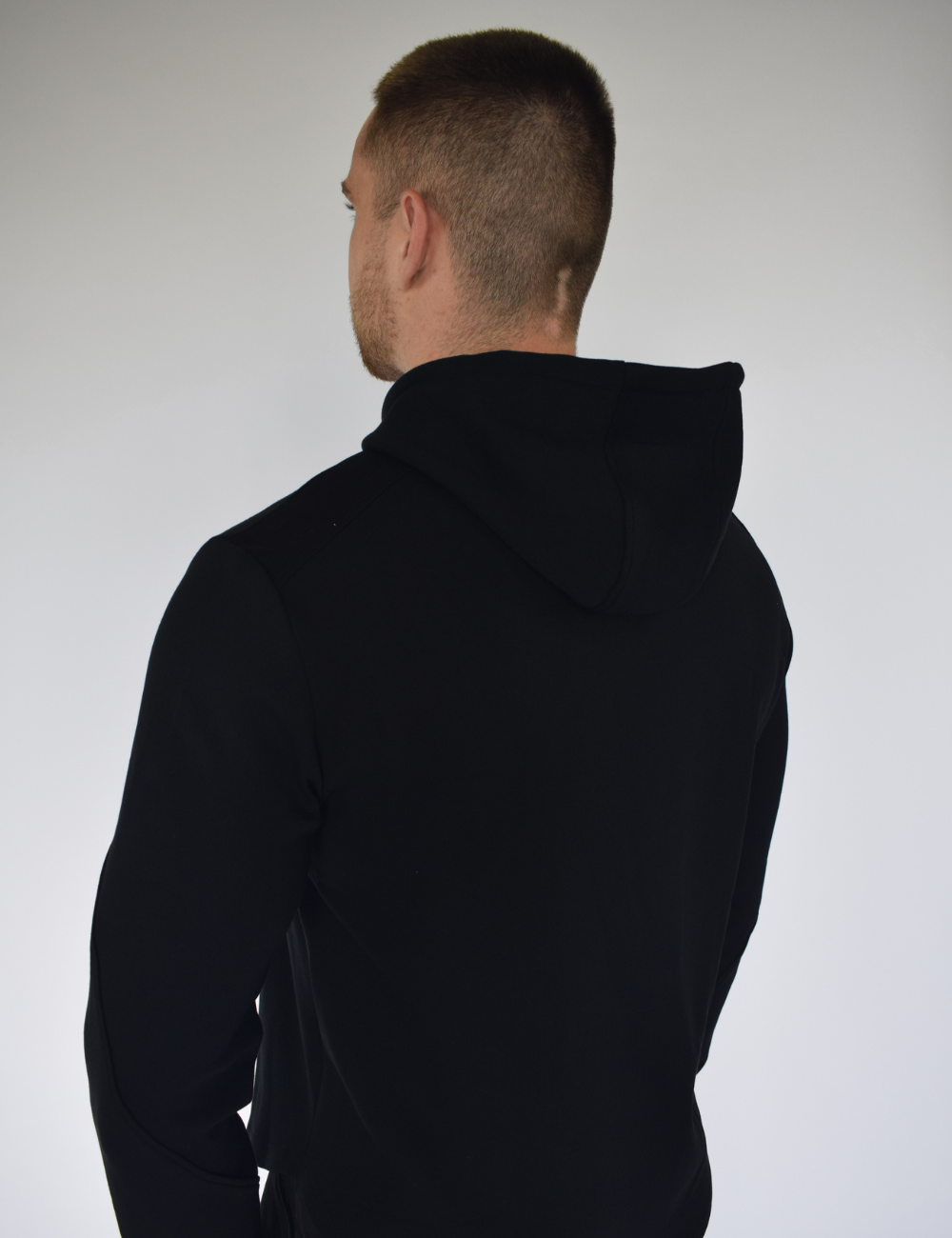 ELEMENTUM HOODIE