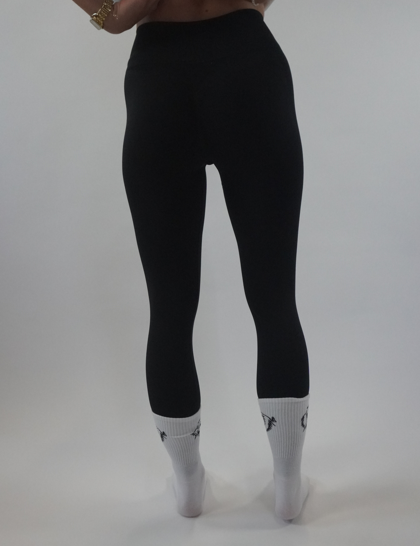 PERFORMANCE LEGGING