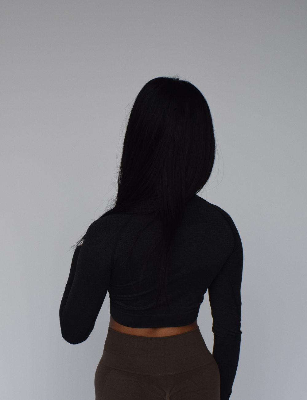 ACE LONG SLEEVE CROP TOP