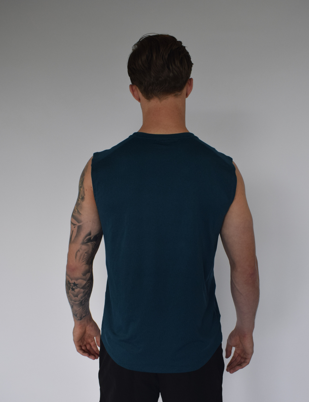 ELEMENTUM SLEEVELESS SHIRT